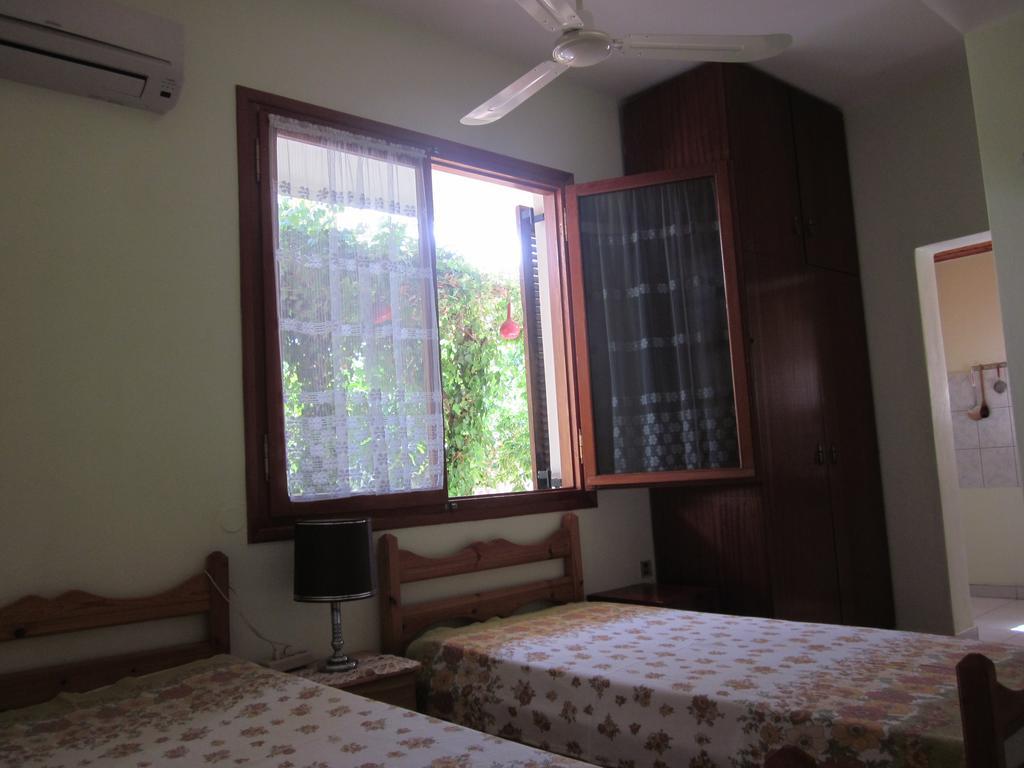 Tina Rooms Gialtra Bilik gambar
